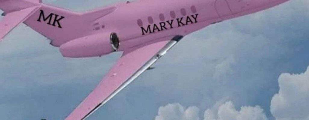 МЕЧТА СТУЧИТСЯ В ТВОЮ ДВЕРЬ